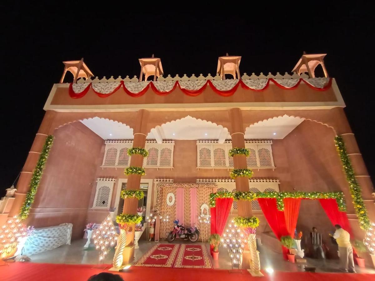 Hotel Rajwada Palace Orchha Exterior foto